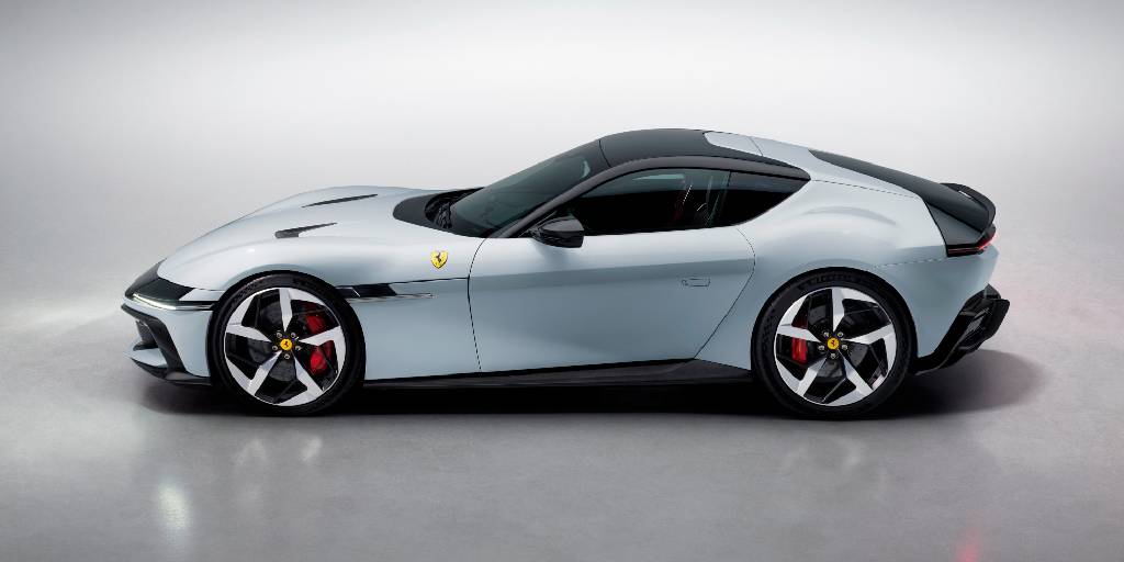 header image for Ferrari 12Cilindri registry